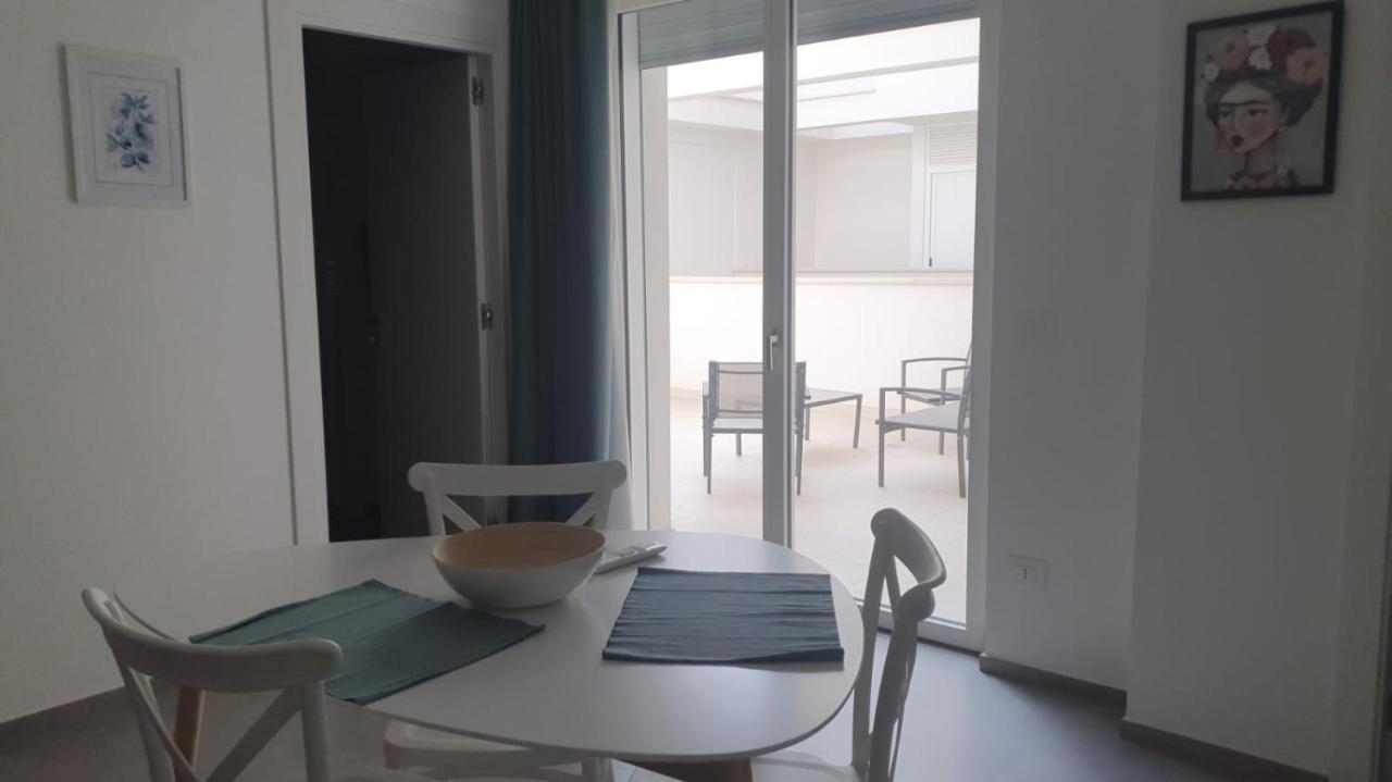 Casa Di Monique 1 Apartment Bari Bagian luar foto