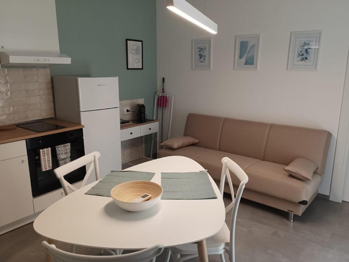 Casa Di Monique 1 Apartment Bari Bagian luar foto